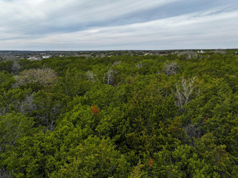 000 Rocky Ridge Dr — exterior