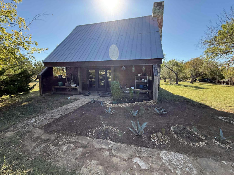 206 Topspin Dr — exterior