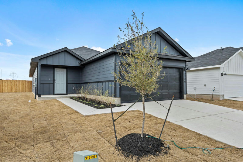 210 Langston Dr — exterior