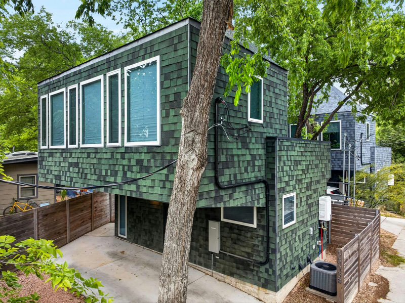 5505 Duval St #B — exterior
