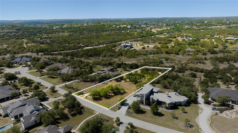8708 Bellancia Dr — exterior