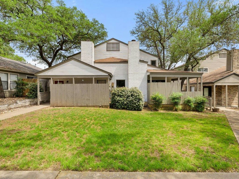 7825 Beauregard Cir #4 — exterior