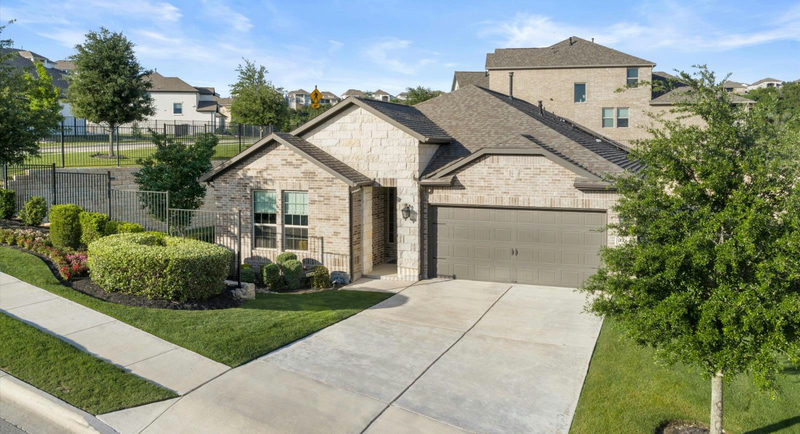 1424 Castalo Ln — exterior