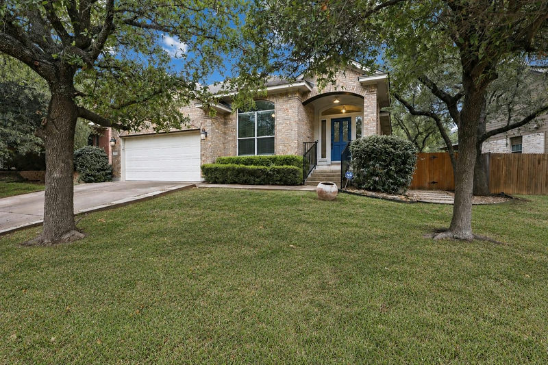 16505 Castletroy Dr — exterior