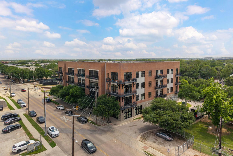 2235 E 6th St #106 — exterior