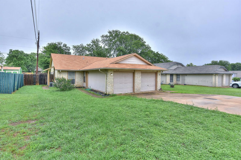 16132 Fitchburg Cir — exterior
