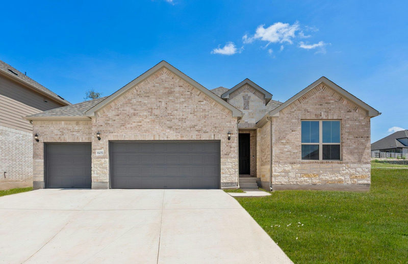 605 Ridge Point Dr — exterior