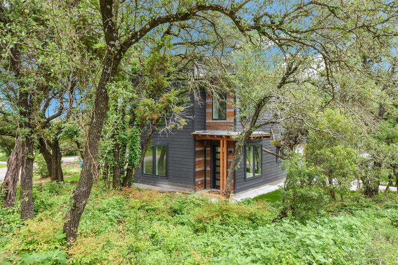 10918 Ridgeway St — exterior
