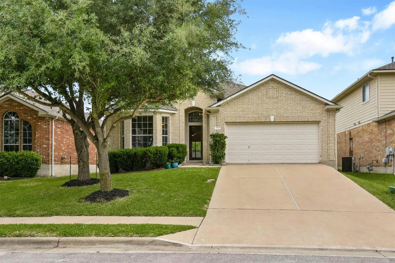 3521 Shiraz Loop — exterior