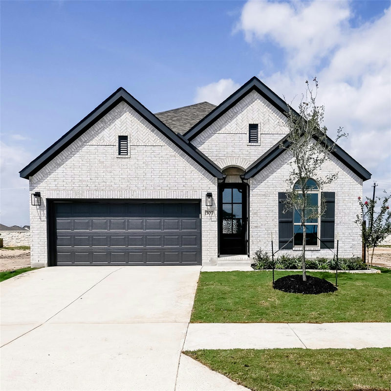307 Watersong Bnd — exterior