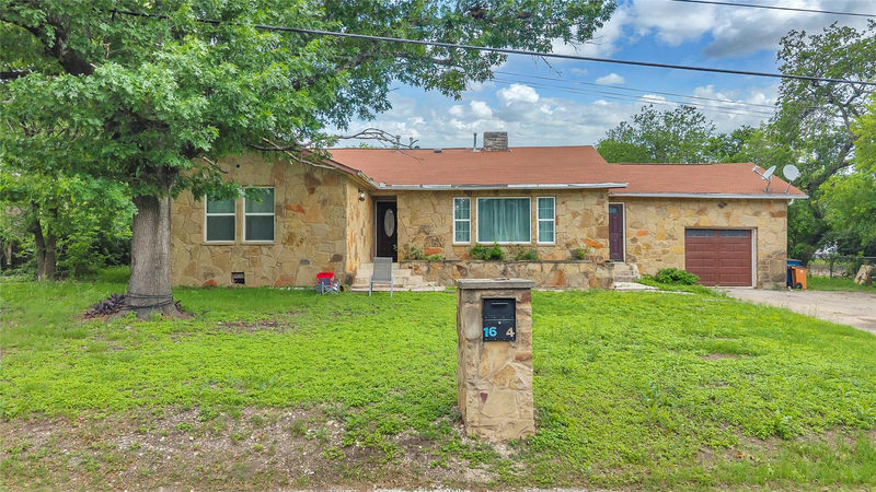 11604 Tedford St — exterior