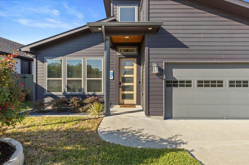 9516 Petrichor Blvd — exterior