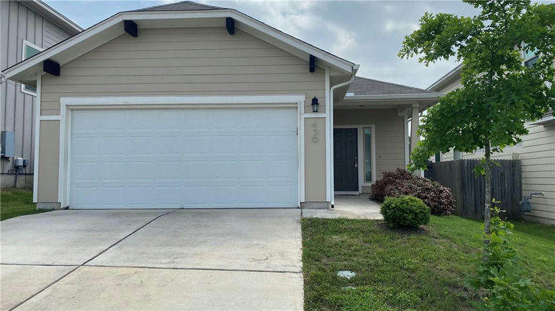 430 Twisted Oaks Ln — exterior