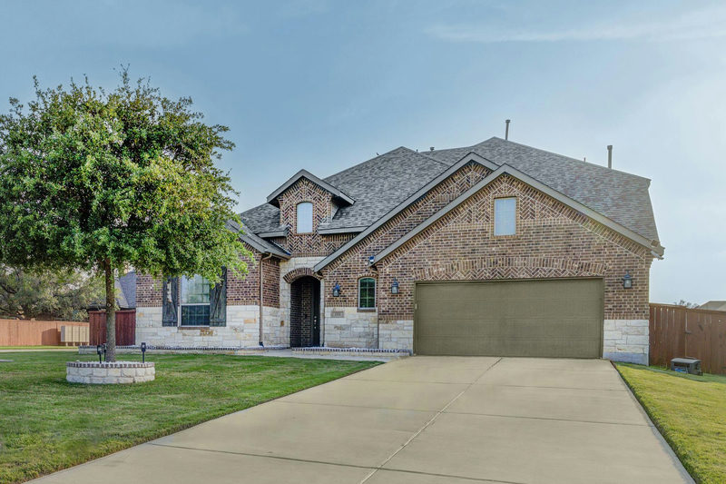 1701 Highland Ridge Rd — exterior
