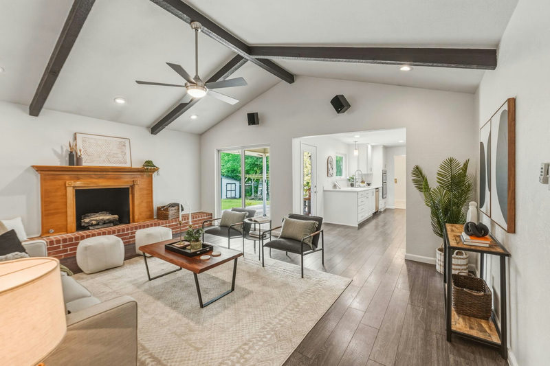 3604 Carla Dr — exterior
