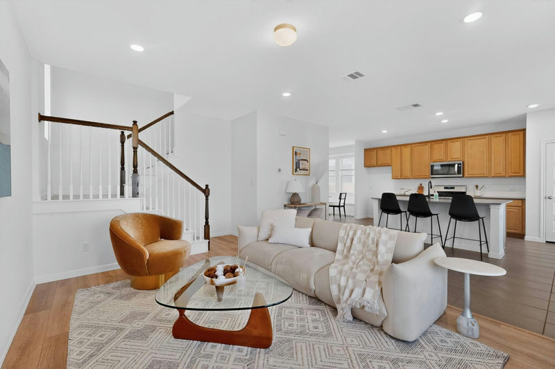 2524 Acoma Ln — exterior
