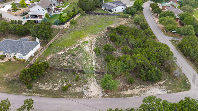 3908 Rockwood Dr — exterior