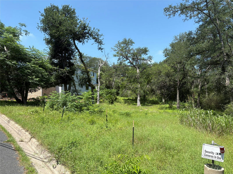 4640 Marlo Dr — exterior