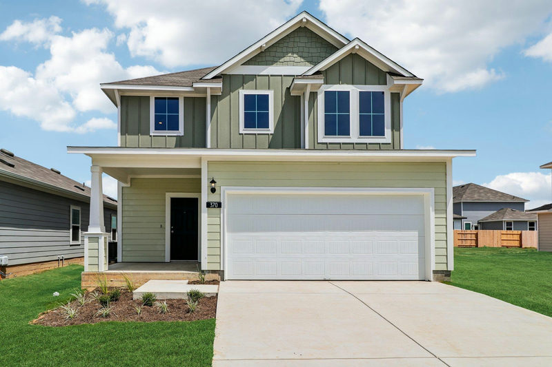 370 Golden Paint Trl — exterior