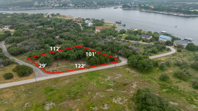 1703 Dove Rd — exterior