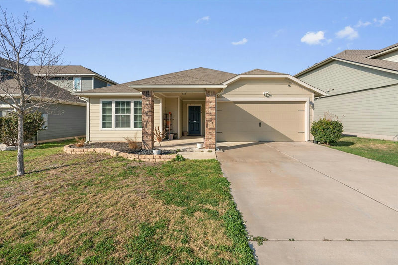 124 Denton Dr — exterior