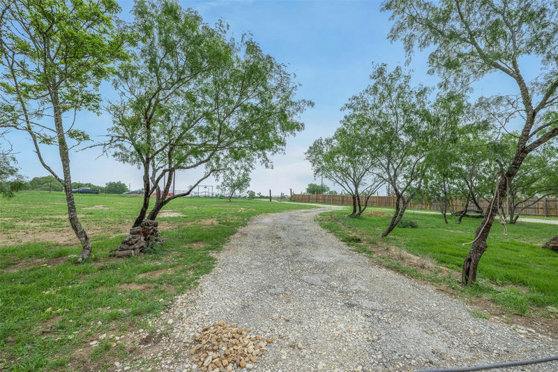 6497 Taylorsville Rd — exterior