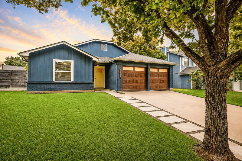 11510 Hidden Quail Dr — exterior