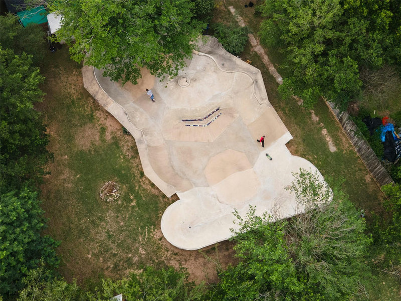 3209 River Rd — exterior