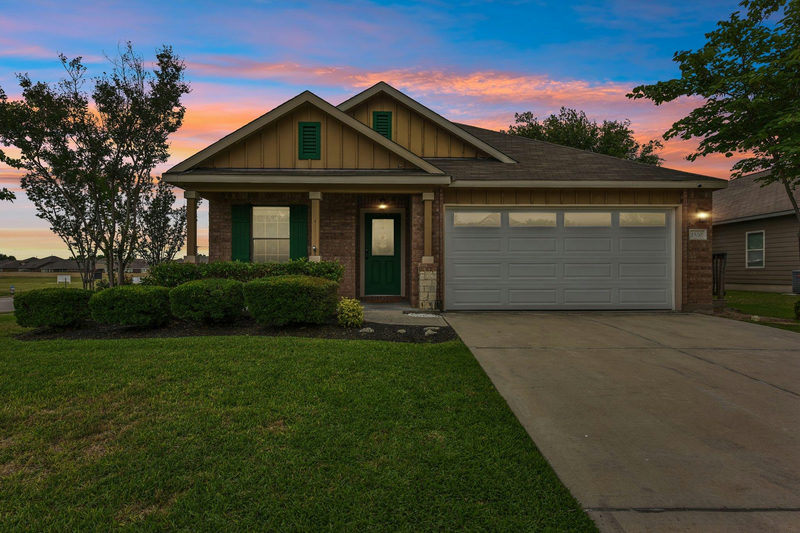 1520 Kothman Dr — exterior