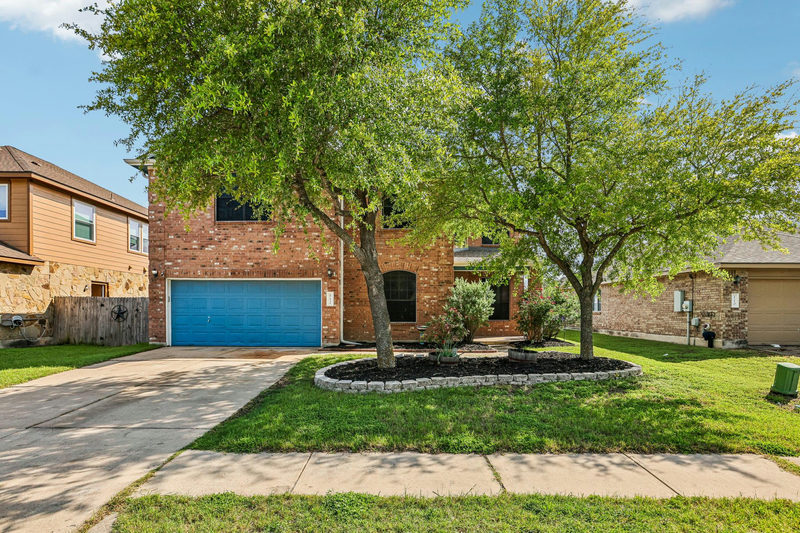112 Floating Leaf Dr — exterior
