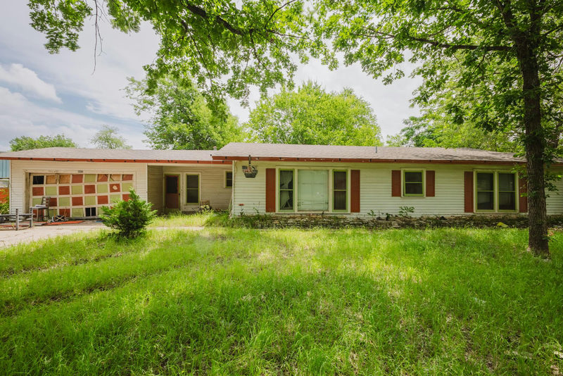 6803 Viewing Pl — exterior