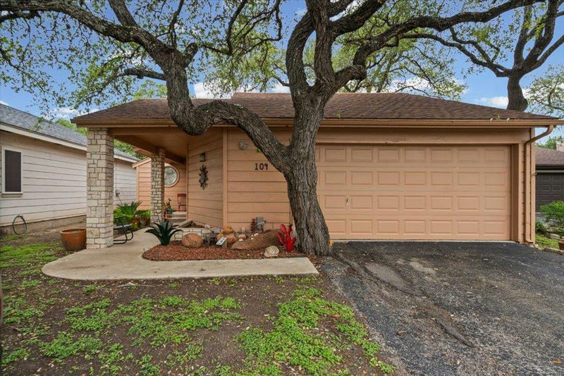 104 Overlook Cir — exterior