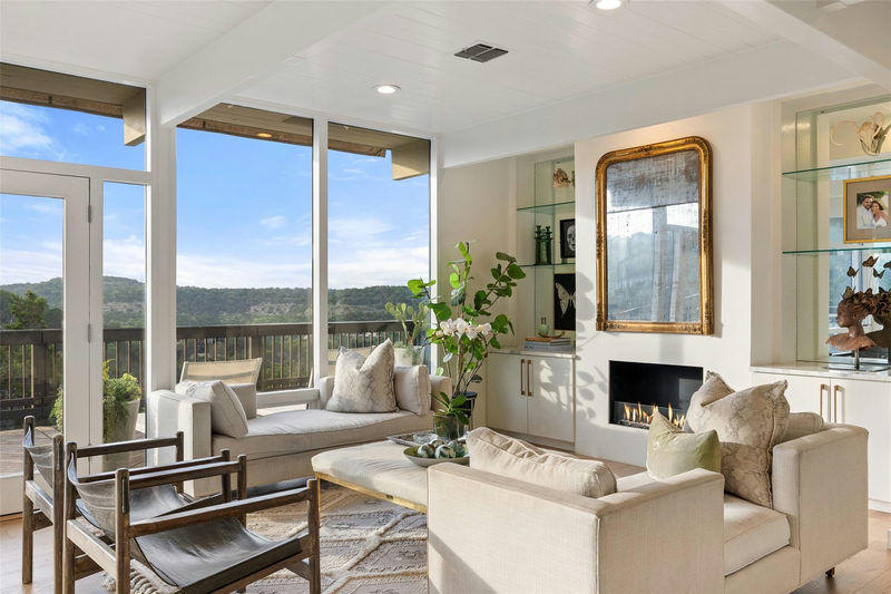 6 WREN VALLEY Cv — exterior