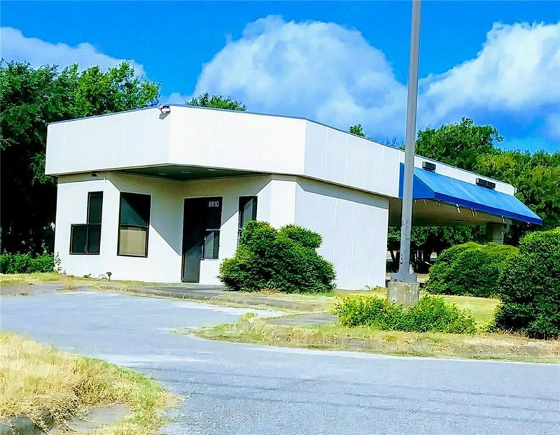 8610 N Mopac Expy — exterior