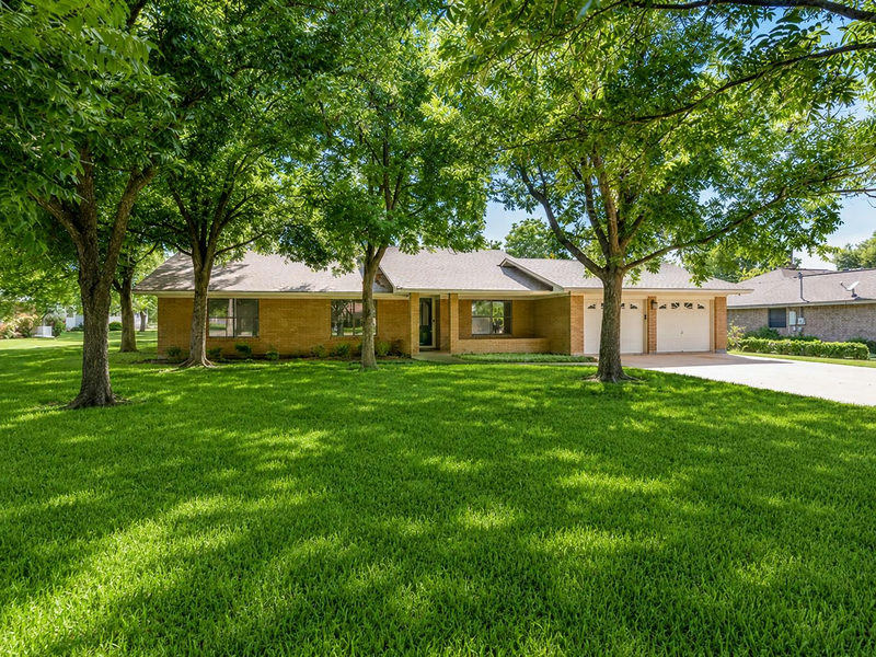 2707 North Dr — exterior