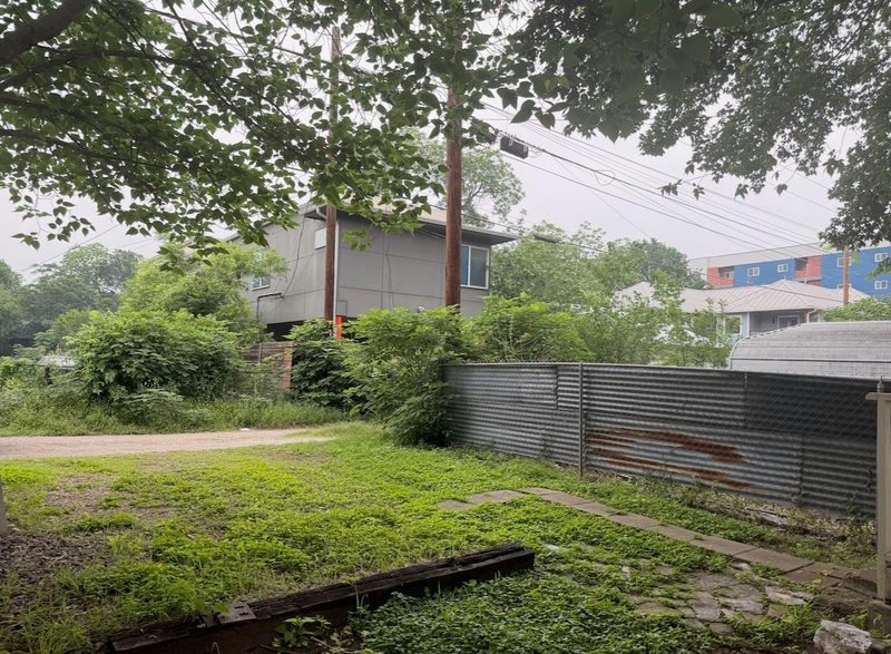 1305 Salina St #2 — exterior