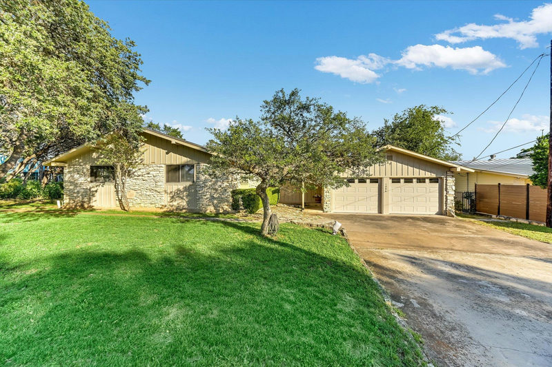 1984 Hilltop Dr — exterior