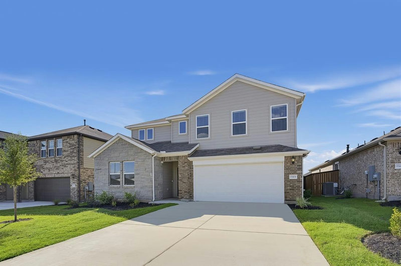 15404 Welsh Mills Dr — exterior