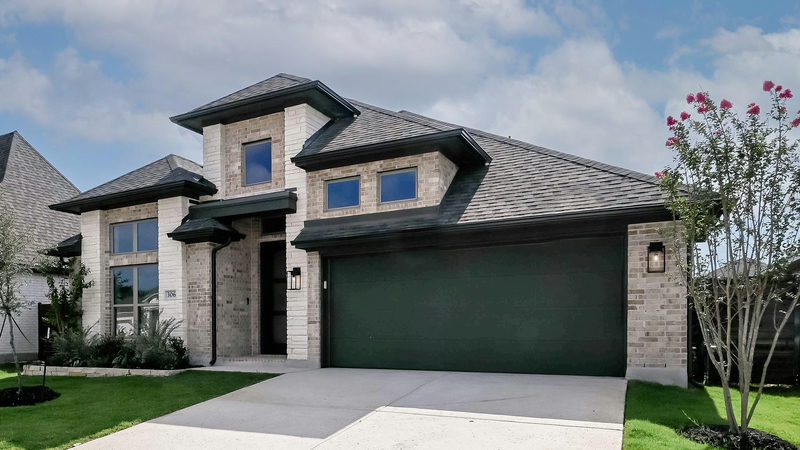 306 Foxfire Cv — exterior