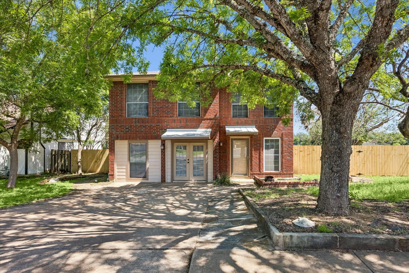 8509 Copano Dr — exterior