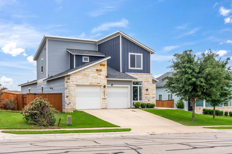 10809 Charger Way — exterior