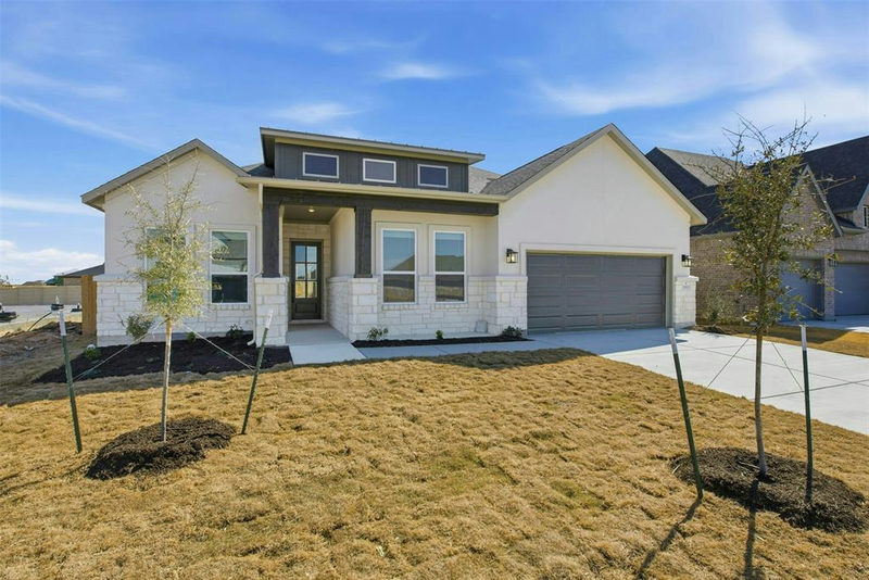 19605 Helens Catch — exterior