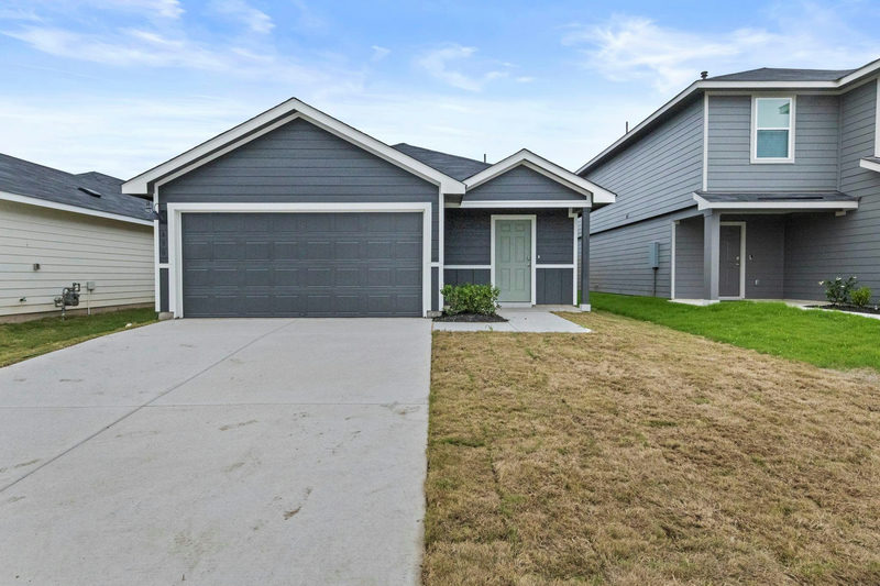 490 Low Pasture Trl — exterior