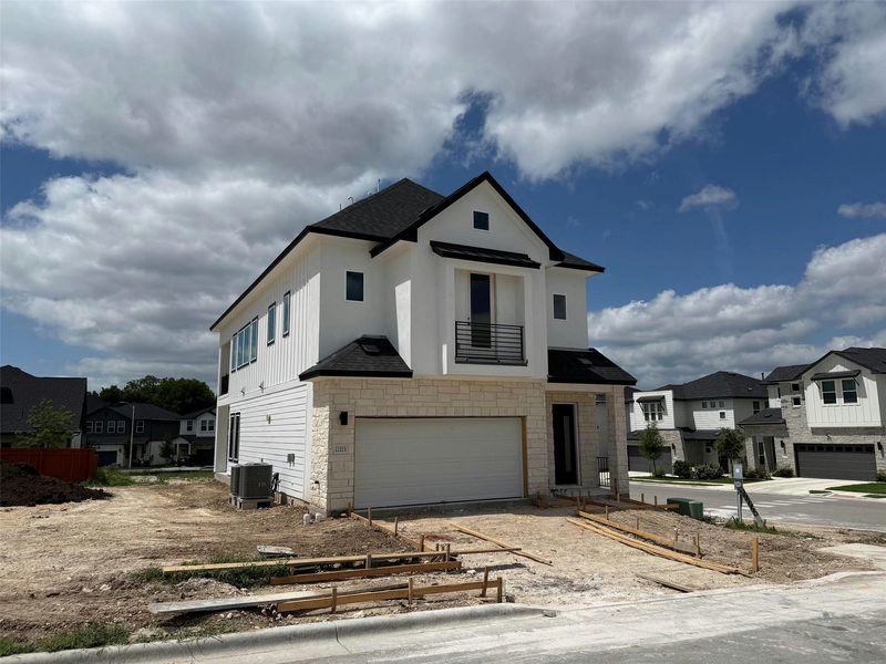 12115 Fennec Way — exterior