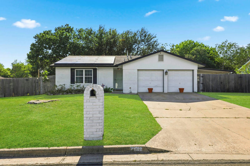 7106 Moat Cv — exterior