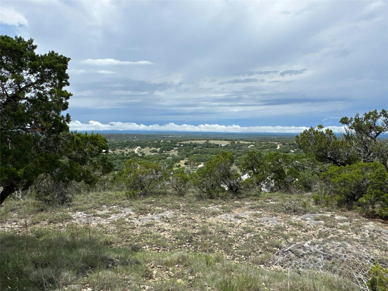 1180 Old Red Ranch Rd — exterior