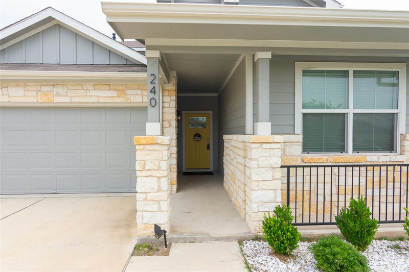 240 W Possum Kingdom Dr W — exterior