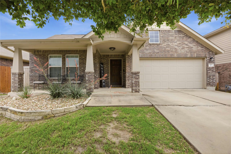 486 Pond View Pass — exterior