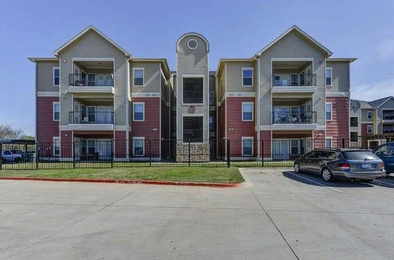 1901 Crossing Place None ##3203 — exterior