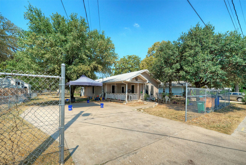 604 Vargas Rd — exterior